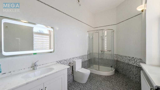 Продаж дома, 2&nbsp;поверху, 390&nbsp;кв.м, 5&nbsp;кімнат, ділянка 32&nbsp;сотки, <a class="location-link" href="/lyubimovka-selo-kv-kievo-svyatoshinskij-rajon/" title="Недвижимость Любимівка">Любимівка</a>, Лісна (изображение 23)