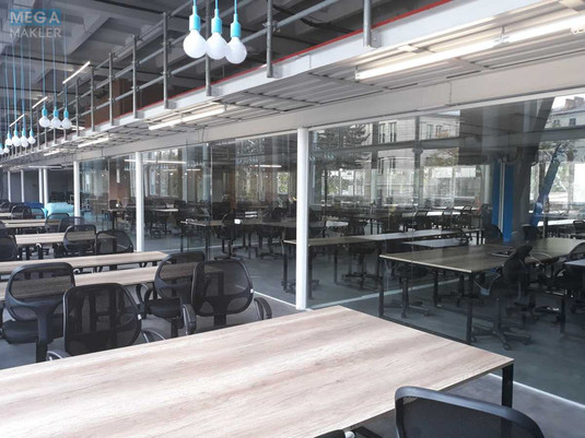 Оренда комерційної нерухомості, 1&nbsp;700&nbsp;кв.м, под офис, <a class="location-link" href="/kiev/" title="Недвижимость Київ">Київ</a>, <a class="location-link" href="/kiev/shevchenkovskij/" title="Недвижимость Шевченківський район">Шевченківський р-н</a>, Шолуденка вул., 3 (изображение 3)