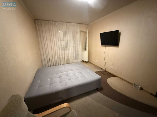 Оренда 1 кімнатної квартири, <a class="location-link" href="/kiev/" title="Недвижимость Київ">Київ</a>, <a class="location-link" href="/kiev/darnickij/" title="Недвижимость Дарницький район">Дарницький р-н</a>, Урловская ул., 9 (изображение 6)