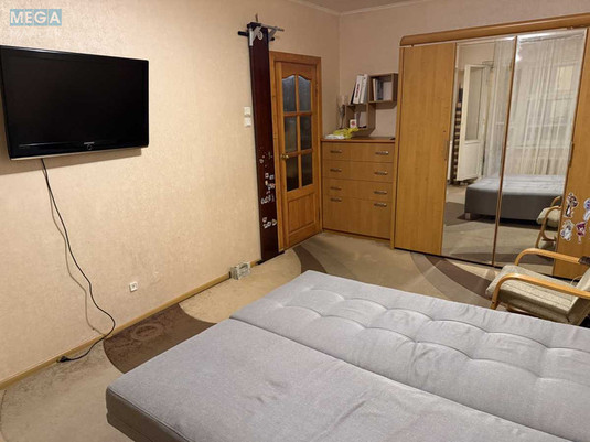 Оренда 1 кімнатної квартири, <a class="location-link" href="/kiev/" title="Недвижимость Київ">Київ</a>, <a class="location-link" href="/kiev/darnickij/" title="Недвижимость Дарницький район">Дарницький р-н</a>, Урловская ул., 9 (изображение 7)