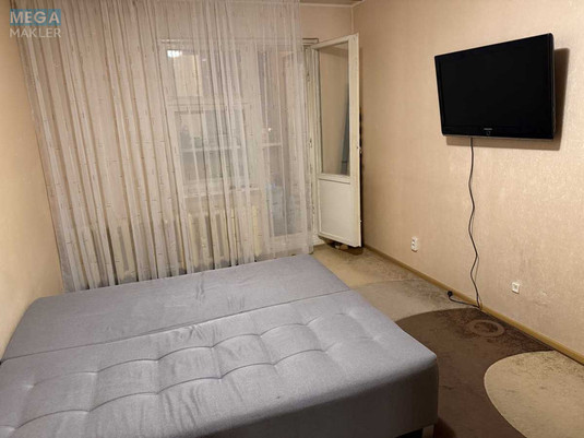 Оренда 1 кімнатної квартири, <a class="location-link" href="/kiev/" title="Недвижимость Київ">Київ</a>, <a class="location-link" href="/kiev/darnickij/" title="Недвижимость Дарницький район">Дарницький р-н</a>, Урловская ул., 9 (изображение 9)