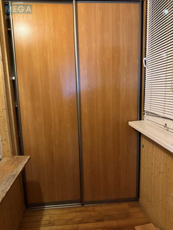 Оренда 1 кімнатної квартири, <a class="location-link" href="/kiev/" title="Недвижимость Київ">Київ</a>, <a class="location-link" href="/kiev/darnickij/" title="Недвижимость Дарницький район">Дарницький р-н</a>, Урловская ул., 9 (изображение 14)