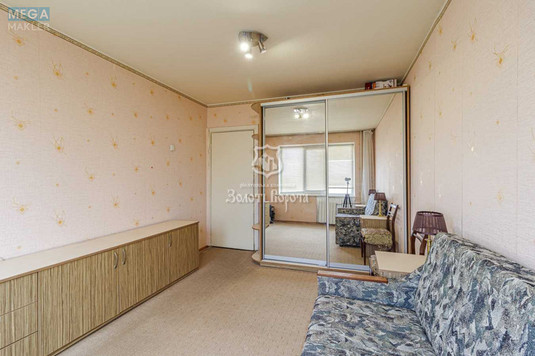 Продаж 3 кімнатної квартири (65/35/7), 7 пов. 9 пов. будинку, <a class="location-link" href="/kiev/" title="Недвижимость Київ">Київ</a>, <a class="location-link" href="/kiev/svyatoshinskij/" title="Недвижимость Святошинський район">Святошинський р-н</a>, Якуба Коласа вул., 6 (изображение 3)