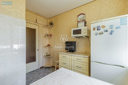 Продаж 3 кімнатної квартири (65/35/7), 7 пов. 9 пов. будинку, <a class="location-link" href="/kiev/" title="Недвижимость Київ">Київ</a>, <a class="location-link" href="/kiev/svyatoshinskij/" title="Недвижимость Святошинський район">Святошинський р-н</a>, Якуба Коласа вул., 6 (изображение 12)