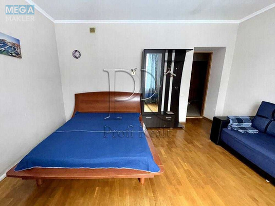 Продаж дома, 2&nbsp;поверху, 233&nbsp;кв.м, 5&nbsp;кімнат, ділянка 9&nbsp;соток, <a class="location-link" href="/kiev/" title="Недвижимость Київ">Київ</a>, <a class="location-link" href="/kiev/podolskij/" title="Недвижимость Подільський район">Подільський р-н</a>, Івана Виговського вул. (изображение 7)