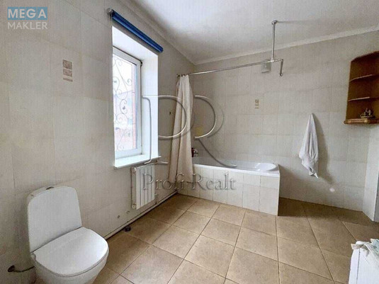 Продаж дома, 2&nbsp;поверху, 233&nbsp;кв.м, 5&nbsp;кімнат, ділянка 9&nbsp;соток, <a class="location-link" href="/kiev/" title="Недвижимость Київ">Київ</a>, <a class="location-link" href="/kiev/podolskij/" title="Недвижимость Подільський район">Подільський р-н</a>, Івана Виговського вул. (изображение 9)