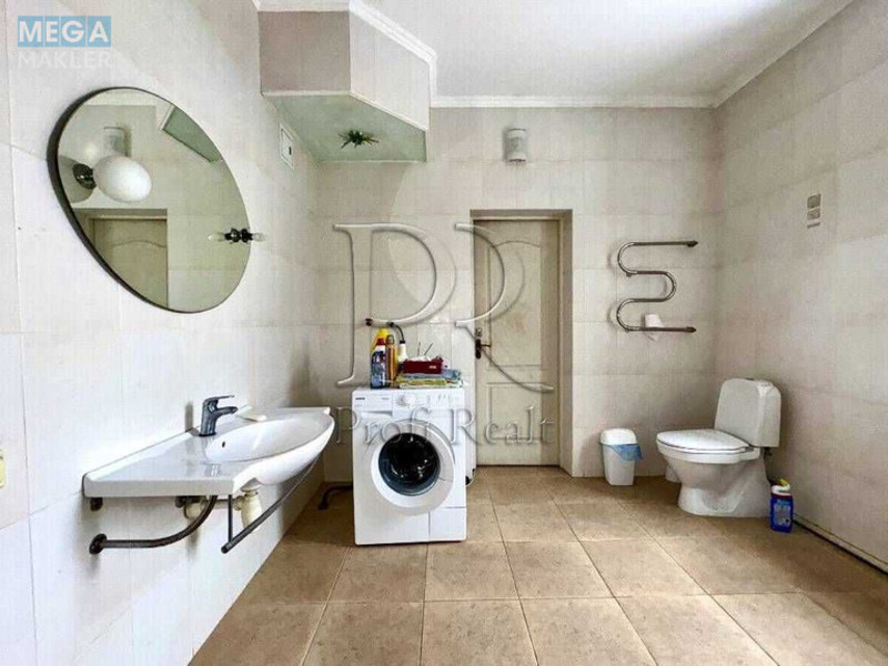 Продаж дома, 2&nbsp;поверху, 233&nbsp;кв.м, 5&nbsp;кімнат, ділянка 9&nbsp;соток, <a class="location-link" href="/kiev/" title="Недвижимость Київ">Київ</a>, <a class="location-link" href="/kiev/podolskij/" title="Недвижимость Подільський район">Подільський р-н</a>, Івана Виговського вул. (изображение 10)