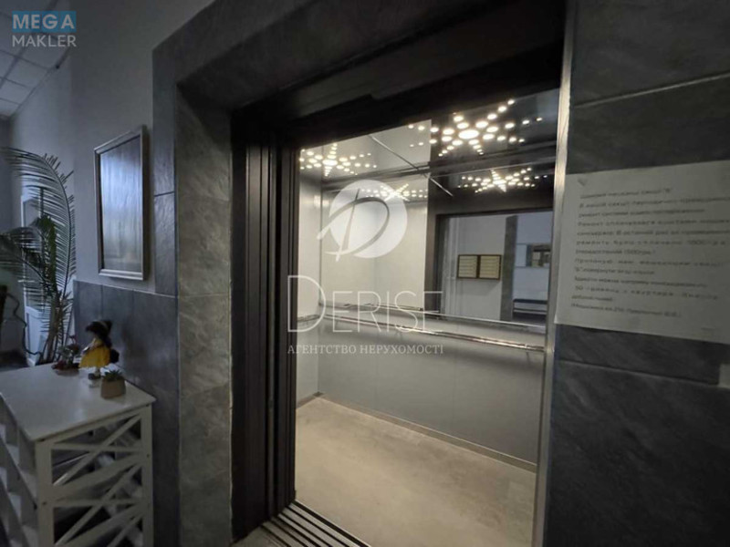 Продаж 2 кімнатної квартири (90/50/28), 13 пов. 21 пов. будинку, <a class="location-link" href="/kiev/" title="Недвижимость Київ">Київ</a>, <a class="location-link" href="/kiev/pecherskij/" title="Недвижимость Печерський район">Печерський р-н</a>, Старонаводницкая ул., 6Б (изображение 16)