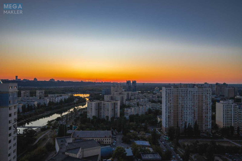 Продаж 4 кімнатної квартири (180/70/25), 28 пов. 29 пов. будинку, <a class="location-link" href="/kiev/" title="Недвижимость Київ">Київ</a>, <a class="location-link" href="/kiev/dneprovskij/" title="Недвижимость Дніпровський район">Дніпровський р-н</a>, Ованеса Туманяна вул., 15А (изображение 25)