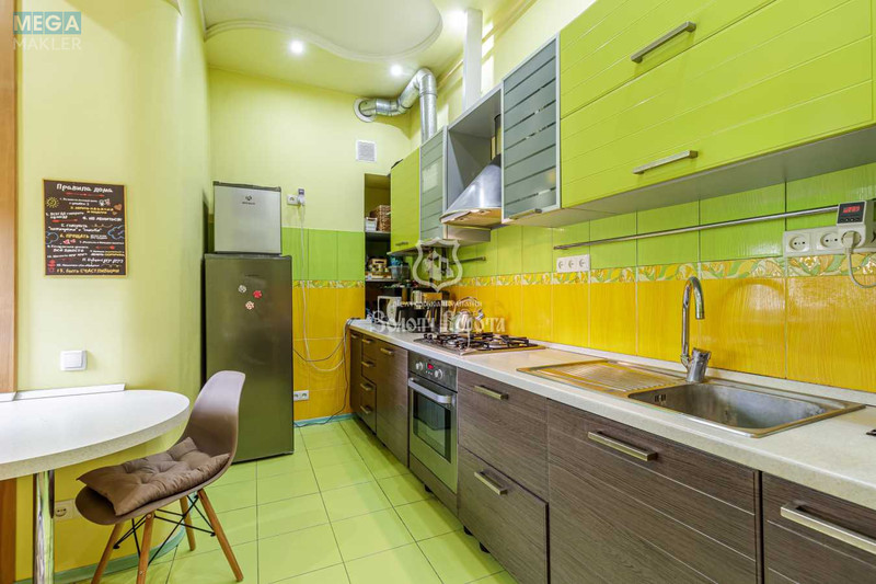 Продаж 2 кімнатної квартири (36/19/6), 6 пов. 6 пов. будинку, <a class="location-link" href="/kiev/" title="Недвижимость Київ">Київ</a>, <a class="location-link" href="/kiev/goloseevskij/" title="Недвижимость Голосіївський район">Голосіївський р-н</a>, Антоновича вул., 12 (изображение 11)