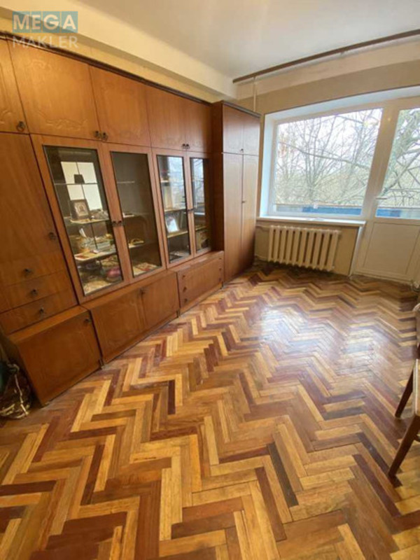 Оренда 2 кімнатної квартири, <a class="location-link" href="/kiev/" title="Недвижимость Київ">Київ</a>, <a class="location-link" href="/kiev/solomenskij/" title="Недвижимость Солом'янський район">Солом'янський р-н</a>, Волгоградская ул., 9 (изображение 12)