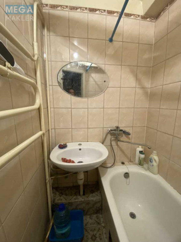 Оренда 2 кімнатної квартири, <a class="location-link" href="/kiev/" title="Недвижимость Київ">Київ</a>, <a class="location-link" href="/kiev/solomenskij/" title="Недвижимость Солом'янський район">Солом'янський р-н</a>, Волгоградская ул., 9 (изображение 18)