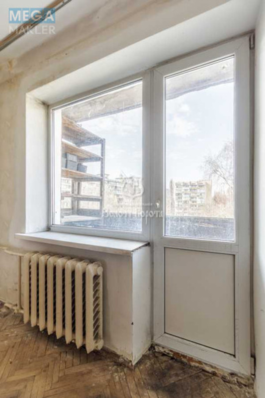 Продаж 3 кімнатної квартири (60/44/6), 5 пов. 5 пов. будинку, <a class="location-link" href="/kiev/" title="Недвижимость Київ">Київ</a>, <a class="location-link" href="/kiev/svyatoshinskij/" title="Недвижимость Святошинський район">Святошинський р-н</a>, Ромена Роллана бульв., 4Г (изображение 8)