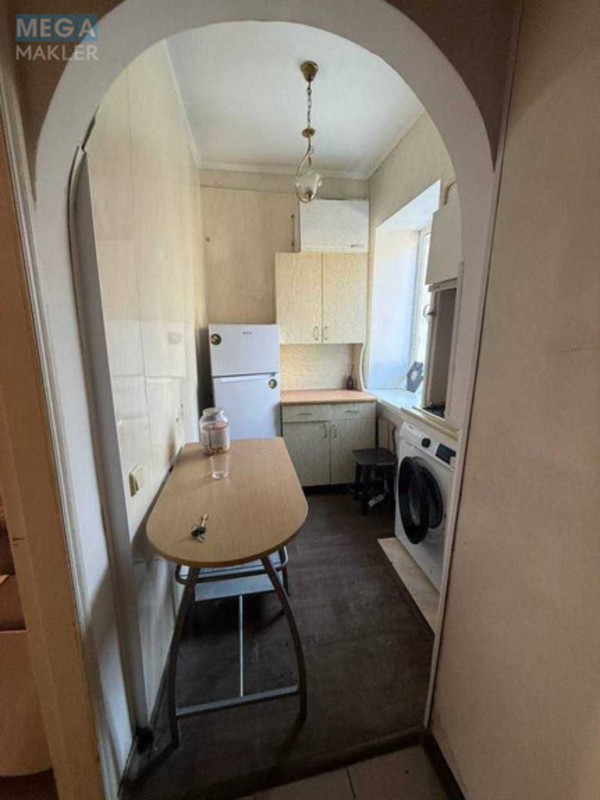 Продаж 1 кімнатної квартири (20/?/4), 2 пов. 2 пов. будинку, <a class="location-link" href="/odessa/" title="Недвижимость Одеса">Одеса</a>, <a class="location-link" href="/odessa/primorskij/" title="Недвижимость Приморський район">Приморський р-н</a>, Белинского (изображение 2)