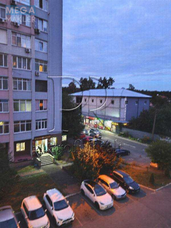 Продаж 2 кімнатної квартири (85/40/17), 4 пов. 26 пов. будинку, <a class="location-link" href="/kiev/" title="Недвижимость Київ">Київ</a>, <a class="location-link" href="/kiev/svyatoshinskij/" title="Недвижимость Святошинський район">Святошинський р-н</a>, Бударіна вулиця, 3г (изображение 11)