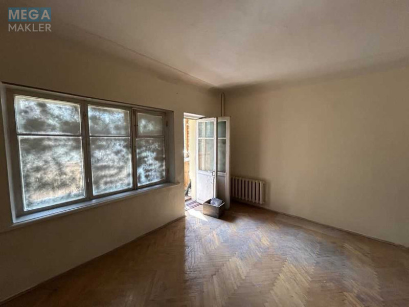 Продаж 2 кімнатної квартири (54/?/7,7), 3 пов. 4 пов. будинку, <a class="location-link" href="/kiev/" title="Недвижимость Київ">Київ</a>, <a class="location-link" href="/kiev/pecherskij/" title="Недвижимость Печерський район">Печерський р-н</a>, Круглоуніверситетська вул., 2/1 (изображение 6)