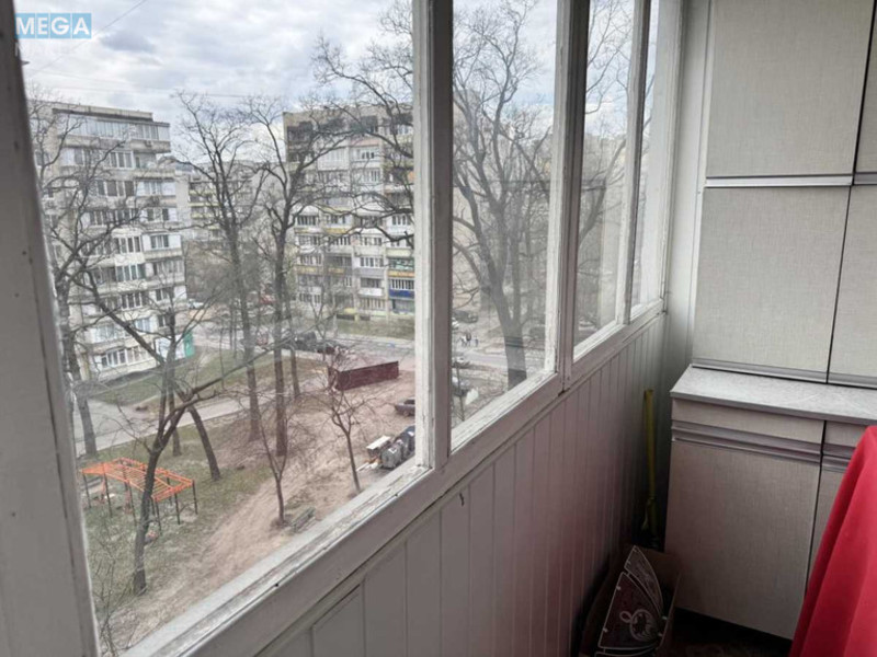 Оренда 1 кімнатної квартири, <a class="location-link" href="/kiev/" title="Недвижимость Київ">Київ</a>, <a class="location-link" href="/kiev/svyatoshinskij/" title="Недвижимость Святошинський район">Святошинський р-н</a>, Михаила Котельникова ул., 87 (изображение 15)