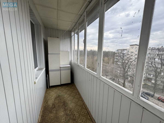 Оренда 1 кімнатної квартири, <a class="location-link" href="/kiev/" title="Недвижимость Київ">Київ</a>, <a class="location-link" href="/kiev/svyatoshinskij/" title="Недвижимость Святошинський район">Святошинський р-н</a>, Михаила Котельникова ул., 87 (изображение 16)