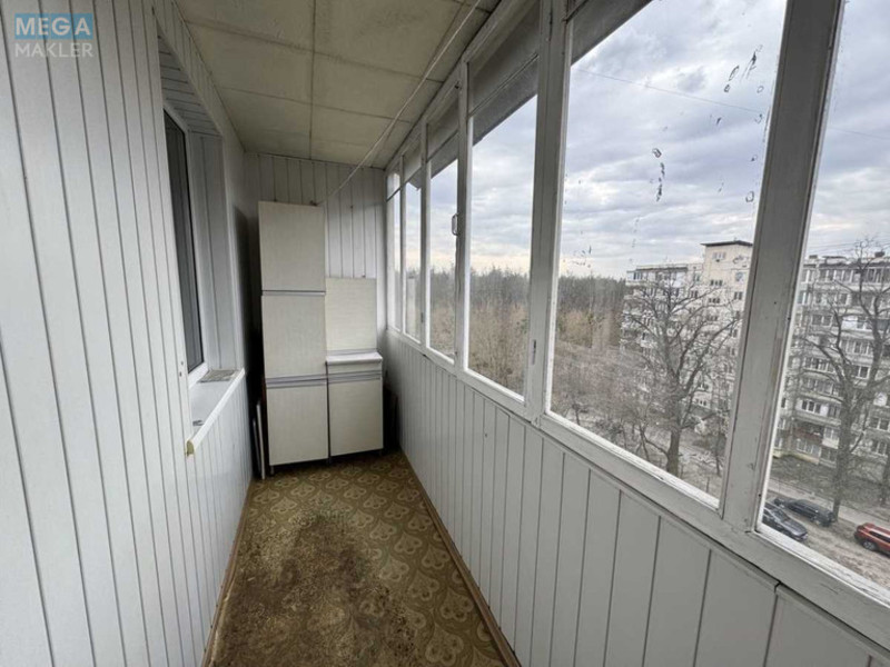 Оренда 1 кімнатної квартири, <a class="location-link" href="/kiev/" title="Недвижимость Київ">Київ</a>, <a class="location-link" href="/kiev/svyatoshinskij/" title="Недвижимость Святошинський район">Святошинський р-н</a>, Михаила Котельникова ул., 87 (изображение 16)