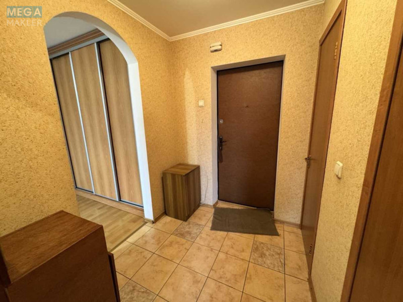 Оренда 1 кімнатної квартири, <a class="location-link" href="/kiev/" title="Недвижимость Київ">Київ</a>, <a class="location-link" href="/kiev/svyatoshinskij/" title="Недвижимость Святошинський район">Святошинський р-н</a>, Михаила Котельникова ул., 87 (изображение 19)