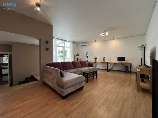 Продаж 3 кімнатної квартири (171/89/16), 18 пов. 19 пов. будинку, <a class="location-link" href="/kiev/" title="Недвижимость Київ">Київ</a>, <a class="location-link" href="/kiev/goloseevskij/" title="Недвижимость Голосіївський район">Голосіївський р-н</a>, Ломоносова ул., 50/2 (изображение 9)