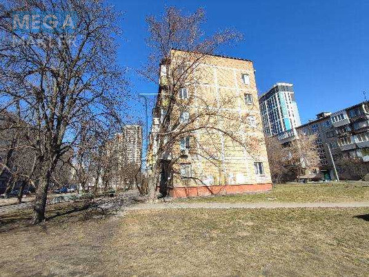 Продаж 2 кімнатної квартири (47/30/7), 2 пов. 5 пов. будинку, <a class="location-link" href="/kiev/" title="Недвижимость Київ">Київ</a>, <a class="location-link" href="/kiev/dneprovskij/" title="Недвижимость Дніпровський район">Дніпровський р-н</a>, Сєрова Валентина вулиця, 36 (изображение 13)