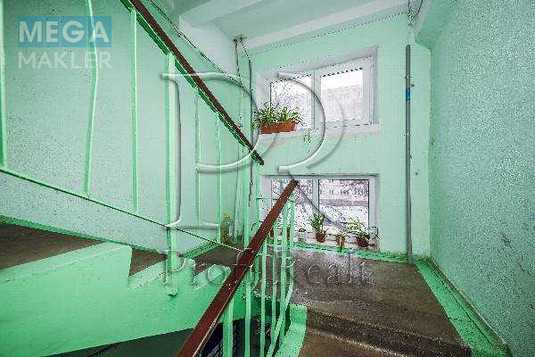 Продаж 2 кімнатної квартири (47/30/7), 2 пов. 5 пов. будинку, <a class="location-link" href="/kiev/" title="Недвижимость Київ">Київ</a>, <a class="location-link" href="/kiev/dneprovskij/" title="Недвижимость Дніпровський район">Дніпровський р-н</a>, Сєрова Валентина вулиця, 36 (изображение 16)