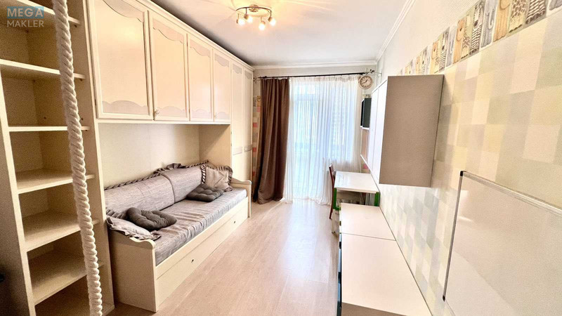 Оренда 3 кімнатної квартири, <a class="location-link" href="/kiev/" title="Недвижимость Київ">Київ</a>, <a class="location-link" href="/kiev/goloseevskij/" title="Недвижимость Голосіївський район">Голосіївський р-н</a>, Паньковская ул., 27 (изображение 2)