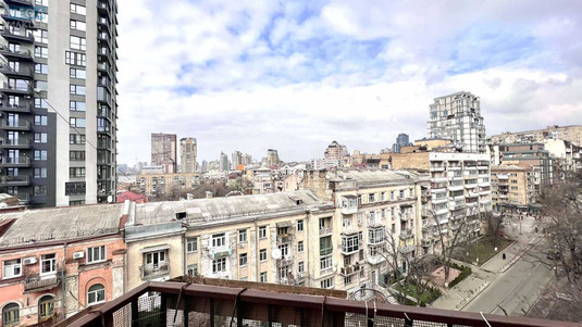 Оренда 3 кімнатної квартири, <a class="location-link" href="/kiev/" title="Недвижимость Київ">Київ</a>, <a class="location-link" href="/kiev/goloseevskij/" title="Недвижимость Голосіївський район">Голосіївський р-н</a>, Паньковская ул., 27 (изображение 6)