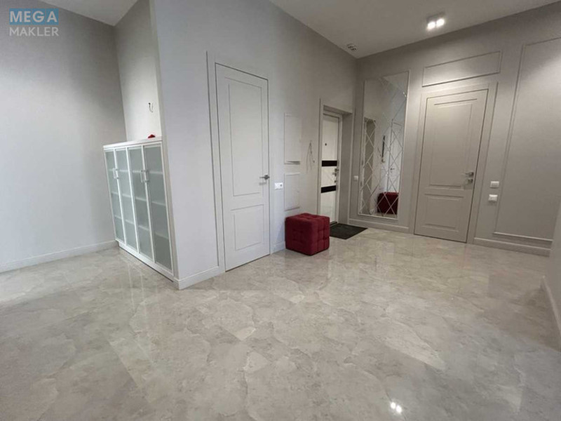 Продаж 3 кімнатної квартири (101/66/10,8), 7 пов. 18 пов. будинку, <a class="location-link" href="/kiev/" title="Недвижимость Київ">Київ</a>, <a class="location-link" href="/kiev/shevchenkovskij/" title="Недвижимость Шевченківський район">Шевченківський р-н</a>, Кирило-Мефодіївська вул., 2 (изображение 13)