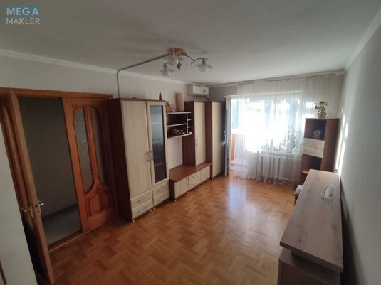 Оренда 1 кімнатної квартири, <a class="location-link" href="/kiev/" title="Недвижимость Київ">Київ</a>, <a class="location-link" href="/kiev/shevchenkovskij/" title="Недвижимость Шевченківський район">Шевченківський р-н</a>, Олени Теліги вул., 31/1 (изображение 3)