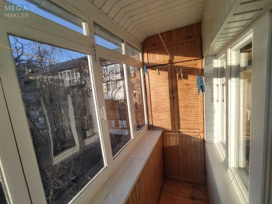 Оренда 1 кімнатної квартири, <a class="location-link" href="/kiev/" title="Недвижимость Київ">Київ</a>, <a class="location-link" href="/kiev/shevchenkovskij/" title="Недвижимость Шевченківський район">Шевченківський р-н</a>, Олени Теліги вул., 31/1 (изображение 5)