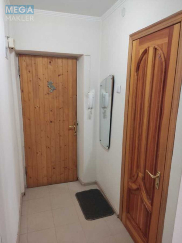 Оренда 1 кімнатної квартири, <a class="location-link" href="/kiev/" title="Недвижимость Київ">Київ</a>, <a class="location-link" href="/kiev/shevchenkovskij/" title="Недвижимость Шевченківський район">Шевченківський р-н</a>, Олени Теліги вул., 31/1 (изображение 6)