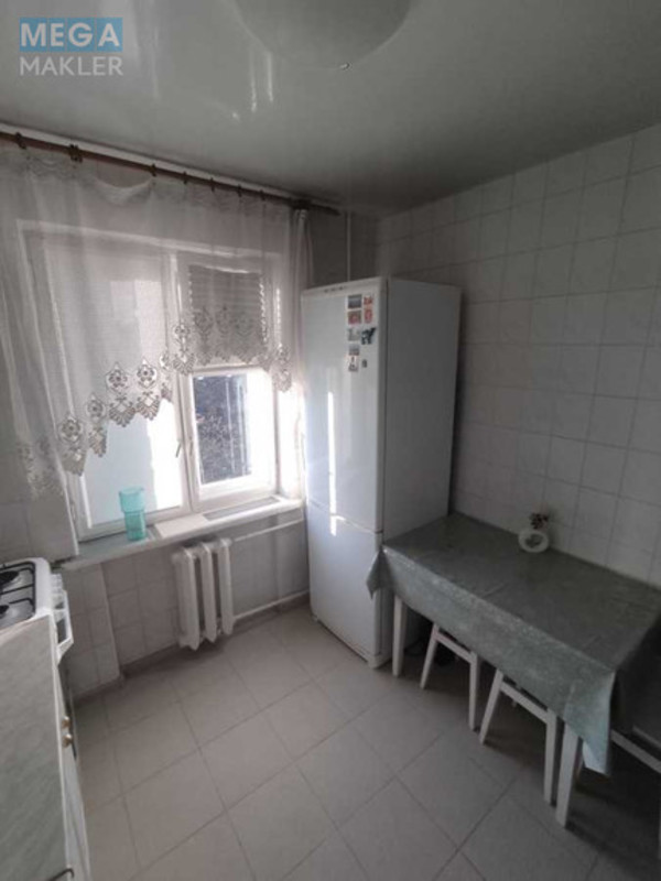 Оренда 1 кімнатної квартири, <a class="location-link" href="/kiev/" title="Недвижимость Київ">Київ</a>, <a class="location-link" href="/kiev/shevchenkovskij/" title="Недвижимость Шевченківський район">Шевченківський р-н</a>, Олени Теліги вул., 31/1 (изображение 9)