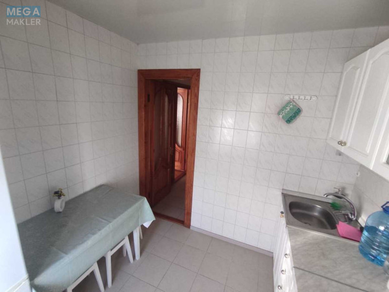 Оренда 1 кімнатної квартири, <a class="location-link" href="/kiev/" title="Недвижимость Київ">Київ</a>, <a class="location-link" href="/kiev/shevchenkovskij/" title="Недвижимость Шевченківський район">Шевченківський р-н</a>, Олени Теліги вул., 31/1 (изображение 10)