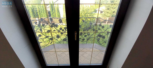 Продаж дома, 2&nbsp;поверху, 310&nbsp;кв.м, 6&nbsp;кімнат, ділянка 12&nbsp;соток, <a class="location-link" href="/romankov/" title="Недвижимость Романків">Романків</a>, Зелёная, 3 (изображение 12)