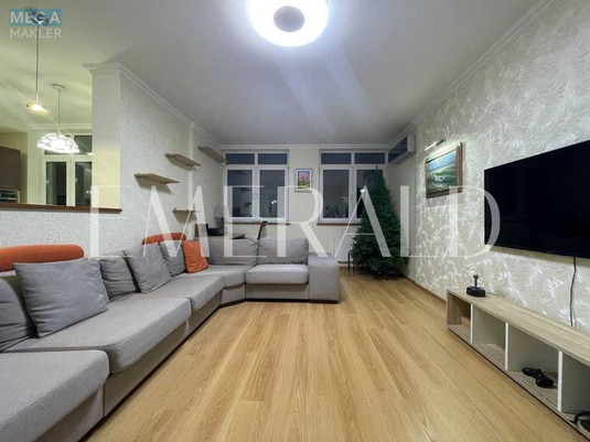 Продаж 3 кімнатної квартири (101/61/12), 18 пов. 20 пов. будинку, <a class="location-link" href="/kiev/" title="Недвижимость Київ">Київ</a>, <a class="location-link" href="/kiev/solomenskij/" title="Недвижимость Солом'янський район">Солом'янський р-н</a>, Вадима Гетьмана ул., 30Б (изображение 4)