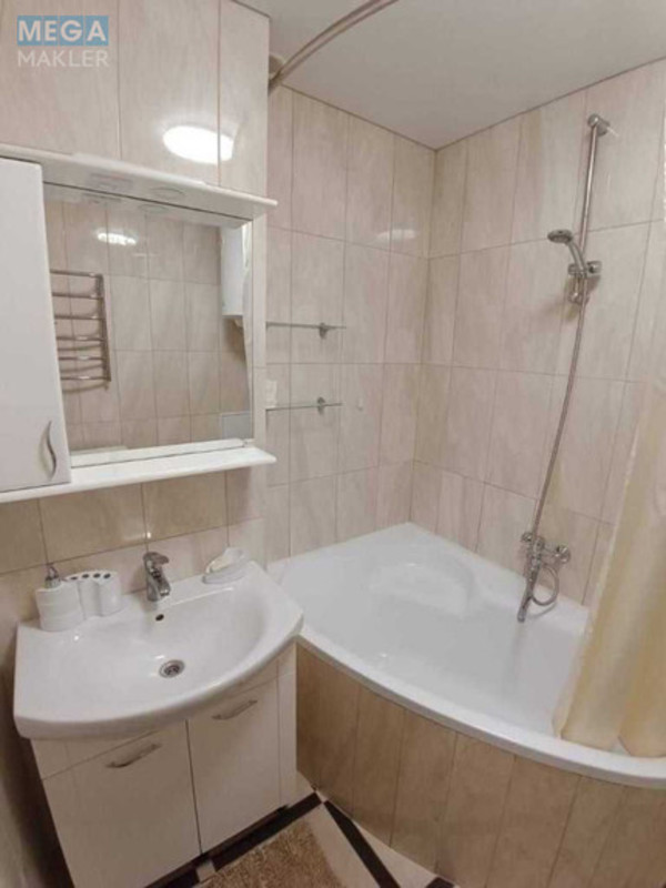 Оренда 1 кімнатної квартири, <a class="location-link" href="/odessa/" title="Недвижимость Одеса">Одеса</a>, <a class="location-link" href="/odessa/suvorovskij/" title="Недвижимость Суворовський район">Суворовський р-н</a>, Школьная, 43 (изображение 3)