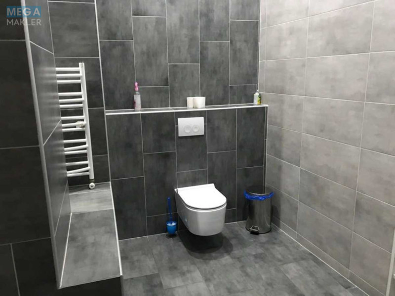 Оренда 7 і більше кімнатної квартири, <a class="location-link" href="/kiev/" title="Недвижимость Київ">Київ</a>, <a class="location-link" href="/kiev/pecherskij/" title="Недвижимость Печерський район">Печерський р-н</a>, Ольгинська вул., 2/1 (изображение 11)