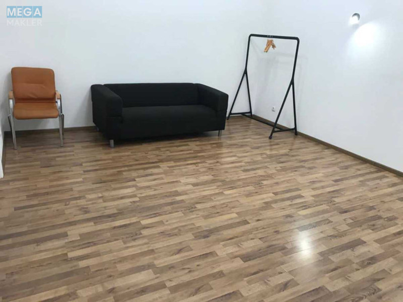 Оренда 7 і більше кімнатної квартири, <a class="location-link" href="/kiev/" title="Недвижимость Київ">Київ</a>, <a class="location-link" href="/kiev/pecherskij/" title="Недвижимость Печерський район">Печерський р-н</a>, Ольгинська вул., 2/1 (изображение 24)