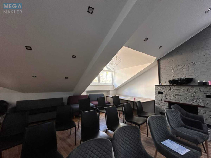 Оренда комерційної нерухомості, 400&nbsp;кв.м, под офис, <a class="location-link" href="/kiev/" title="Недвижимость Київ">Київ</a>, <a class="location-link" href="/kiev/pecherskij/" title="Недвижимость Печерський район">Печерський р-н</a>, Ольгинська вул., 2/1 (изображение 8)