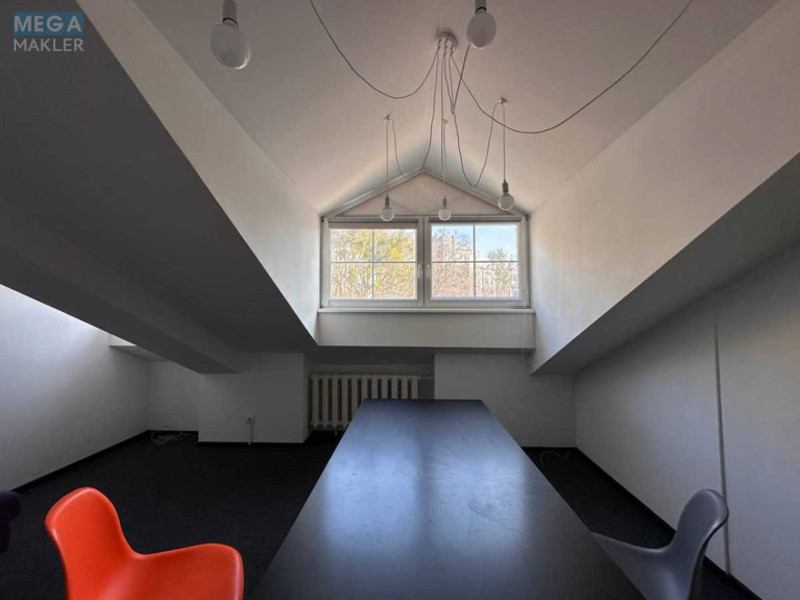 Оренда комерційної нерухомості, 400&nbsp;кв.м, под офис, <a class="location-link" href="/kiev/" title="Недвижимость Київ">Київ</a>, <a class="location-link" href="/kiev/pecherskij/" title="Недвижимость Печерський район">Печерський р-н</a>, Ольгинська вул., 2/1 (изображение 9)