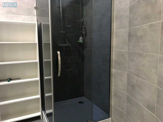 Оренда комерційної нерухомості, 400&nbsp;кв.м, под офис, <a class="location-link" href="/kiev/" title="Недвижимость Київ">Київ</a>, <a class="location-link" href="/kiev/pecherskij/" title="Недвижимость Печерський район">Печерський р-н</a>, Ольгинська вул., 2/1 (изображение 10)