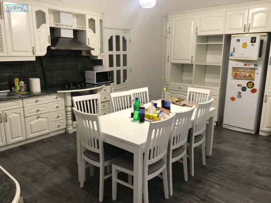 Оренда комерційної нерухомості, 400&nbsp;кв.м, под офис, <a class="location-link" href="/kiev/" title="Недвижимость Київ">Київ</a>, <a class="location-link" href="/kiev/pecherskij/" title="Недвижимость Печерський район">Печерський р-н</a>, Ольгинська вул., 2/1 (изображение 14)