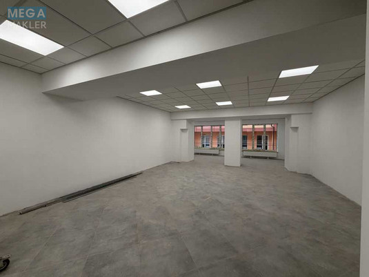 Оренда комерційної нерухомості, 70&nbsp;кв.м, под офис, <a class="location-link" href="/kiev/" title="Недвижимость Київ">Київ</a>, <a class="location-link" href="/kiev/shevchenkovskij/" title="Недвижимость Шевченківський район">Шевченківський р-н</a>, Глубочицкая ул., 17 (изображение 4)