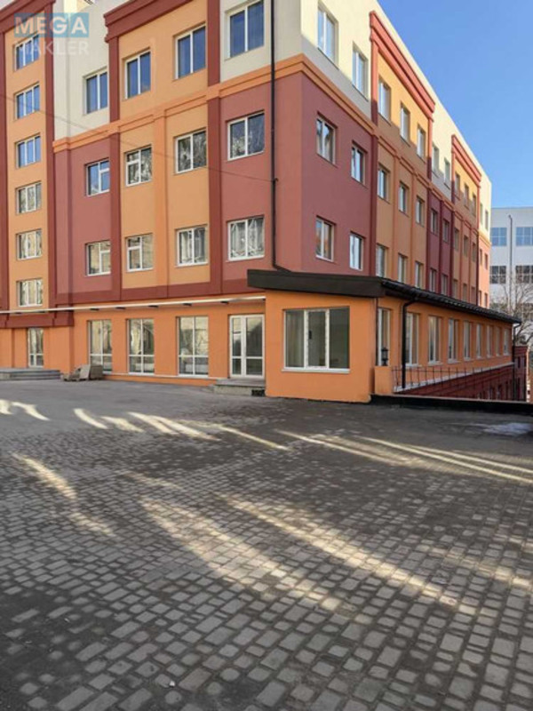 Оренда комерційної нерухомості, 70&nbsp;кв.м, под офис, <a class="location-link" href="/kiev/" title="Недвижимость Київ">Київ</a>, <a class="location-link" href="/kiev/shevchenkovskij/" title="Недвижимость Шевченківський район">Шевченківський р-н</a>, Глубочицкая ул., 17 (изображение 9)