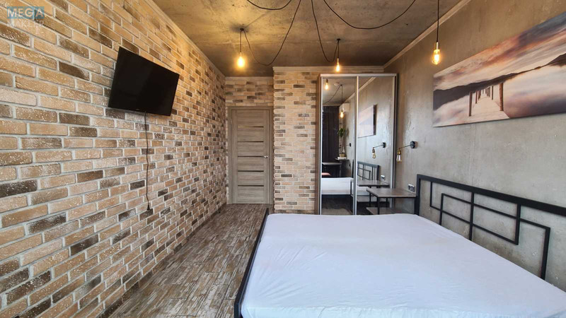 Продаж 1 кімнатної квартири (40/15/14), 18 пов. 25 пов. будинку, <a class="location-link" href="/kiev/" title="Недвижимость Київ">Київ</a>, <a class="location-link" href="/kiev/podolskij/" title="Недвижимость Подільський район">Подільський р-н</a>, Європейського Союзу просп., 41а (изображение 11)