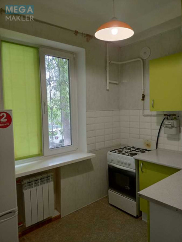 Продаж 3 кімнатної квартири (54/36/5), 1 пов. 5 пов. будинку, <a class="location-link" href="/kiev/" title="Недвижимость Київ">Київ</a>, <a class="location-link" href="/kiev/pecherskij/" title="Недвижимость Печерський район">Печерський р-н</a>, Марії Приймаченко бульв., 8б (изображение 3)