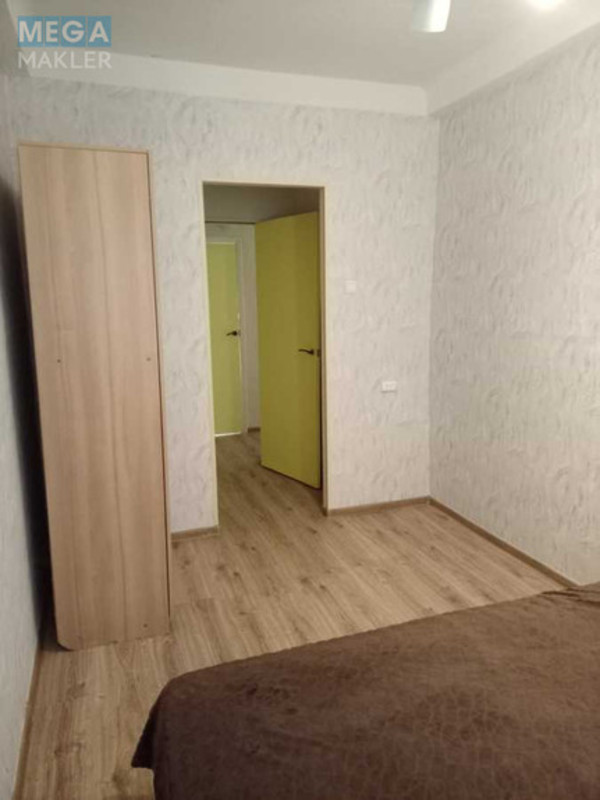 Продаж 3 кімнатної квартири (54/36/5), 1 пов. 5 пов. будинку, <a class="location-link" href="/kiev/" title="Недвижимость Київ">Київ</a>, <a class="location-link" href="/kiev/pecherskij/" title="Недвижимость Печерський район">Печерський р-н</a>, Марії Приймаченко бульв., 8б (изображение 6)