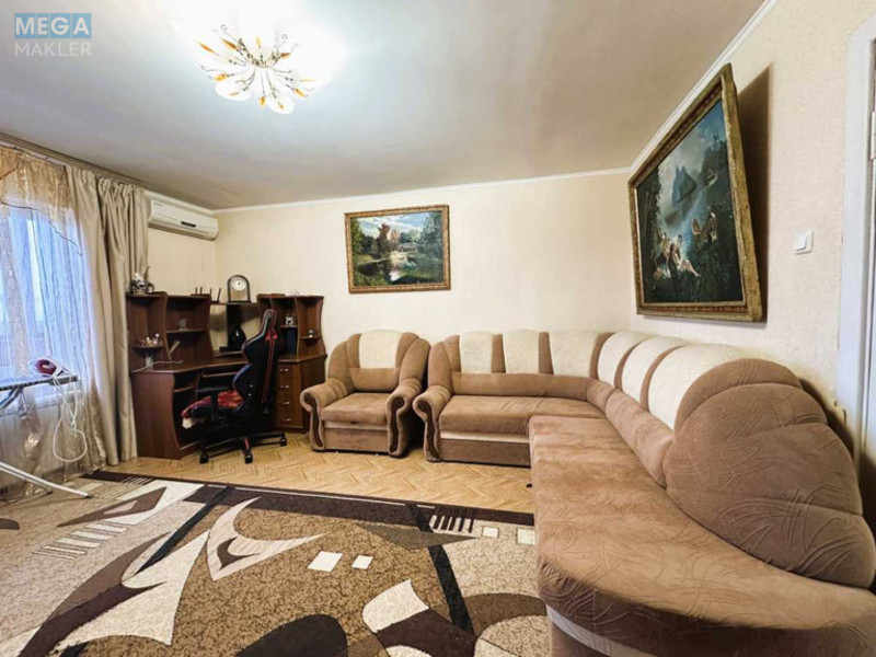 Оренда 3 кімнатної квартири, <a class="location-link" href="/kiev/" title="Недвижимость Київ">Київ</a>, <a class="location-link" href="/kiev/darnickij/" title="Недвижимость Дарницький район">Дарницький р-н</a>, Декабристів вул., 12/37 (изображение 4)